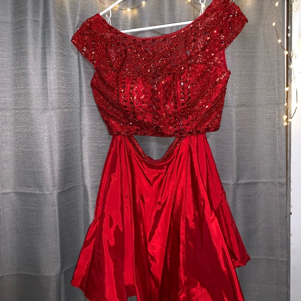 Sherri hill homecoming dress